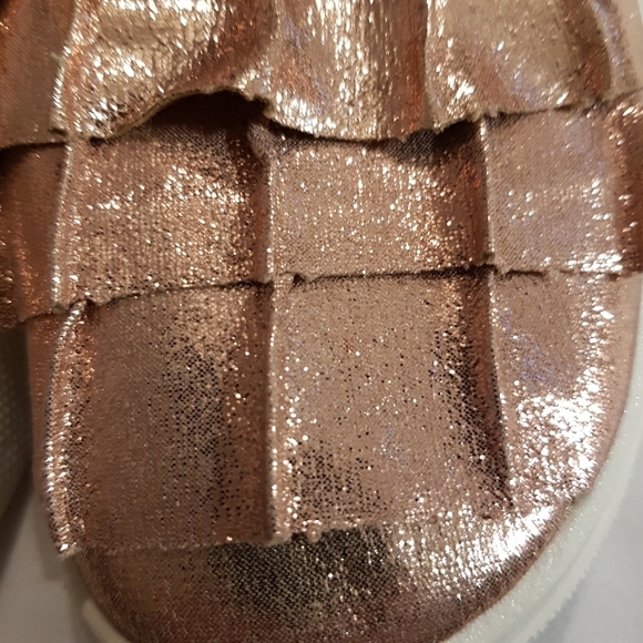 Wonder Nation Rose Gold girls shoes size 2 - Picture 5 of 7